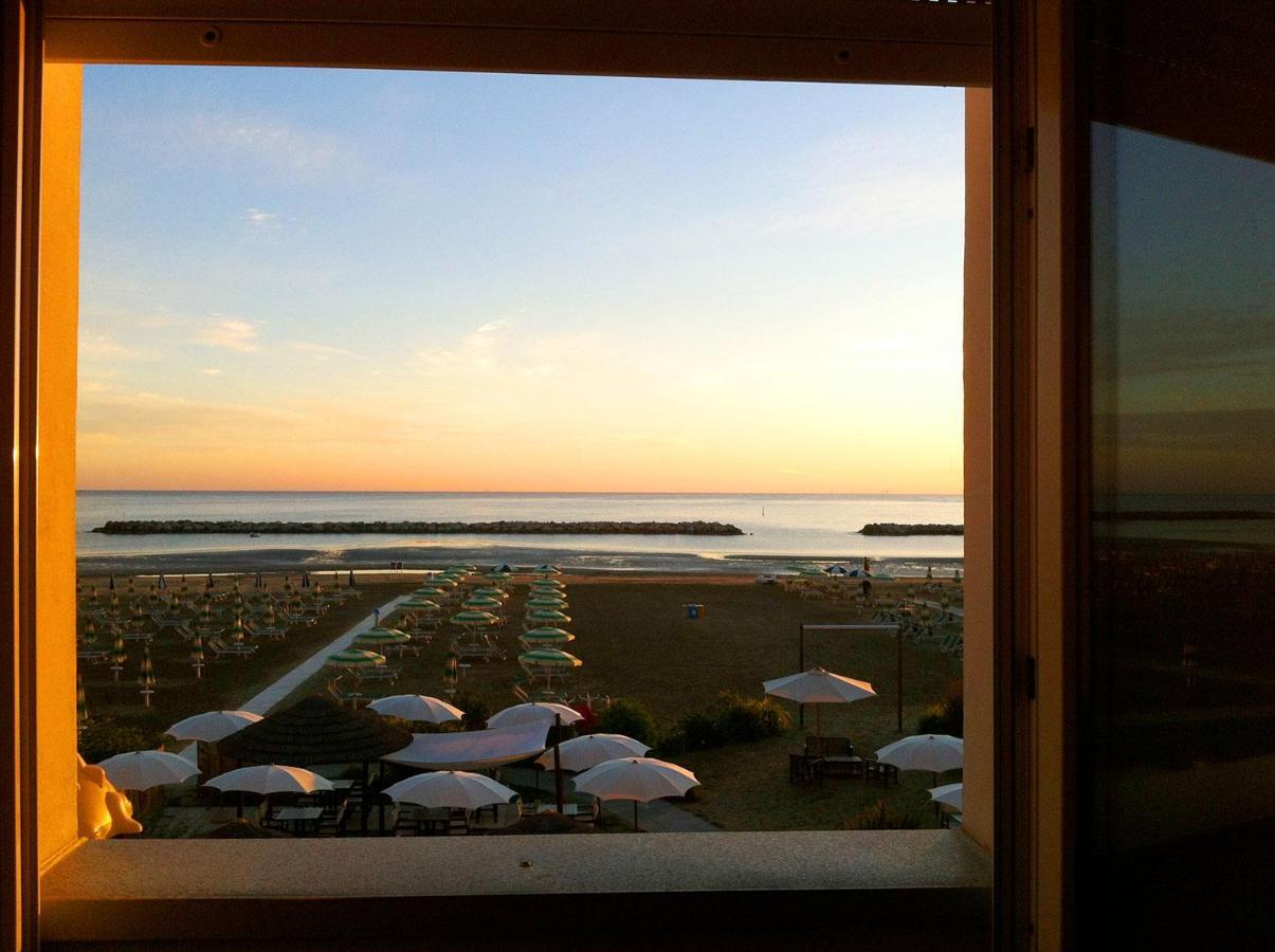 Sun Beach Residence Rimini Exterior foto